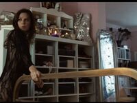 Anna Friel