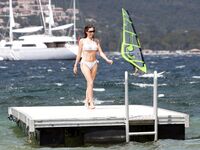 Kelly Brook