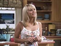 Kaley Cuoco