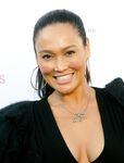 Tia Carrere