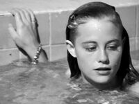 Cybill Shepherd