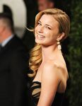 Emily VanCamp