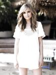 Rachael Leigh Cook