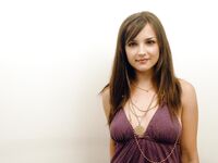 Rachael Leigh Cook