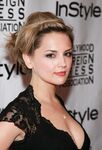 Rachael Leigh Cook