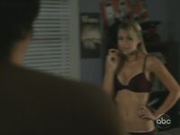 Laura Vandervoort