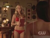 Laura Vandervoort