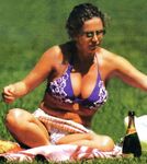 Lucy Benjamin