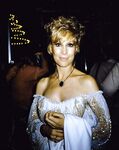 Barbara Eden