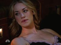 Yvonne Strahovski