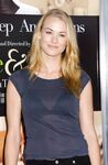 Yvonne Strahovski