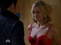Yvonne Strahovski