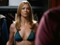 Yvonne Strahovski