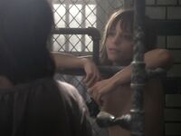 Lizzie Brochere