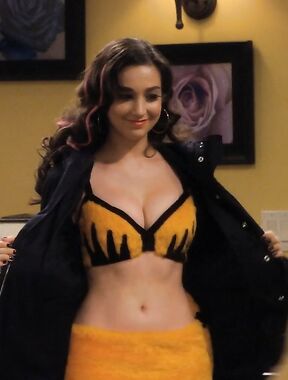 Molly Ephraim